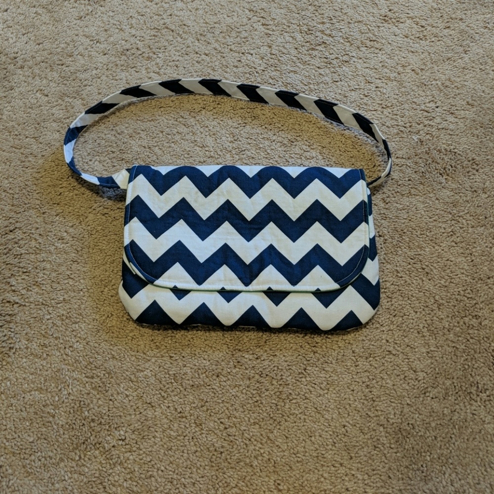Travel diaper purse